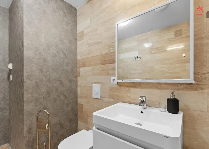 Apartament Vernescu In The Heart Of The With Free Parking Bucureşti