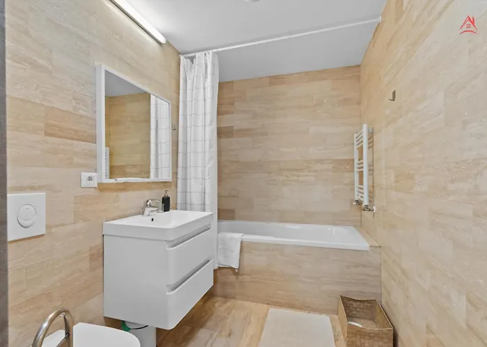 Vernescu In The Heart Of The With Free Parking Appartement *